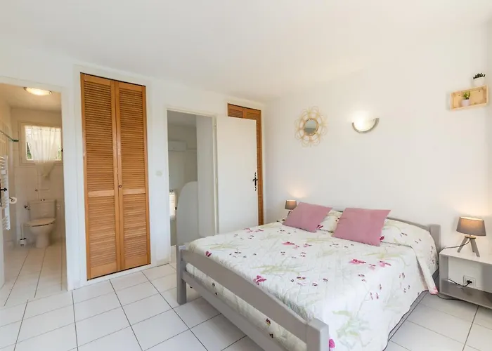 Villa Le Verger, Lumineuse Et Agreable Avec Son Espace Exterieur Clos Au Coeur De Notre Vignoble