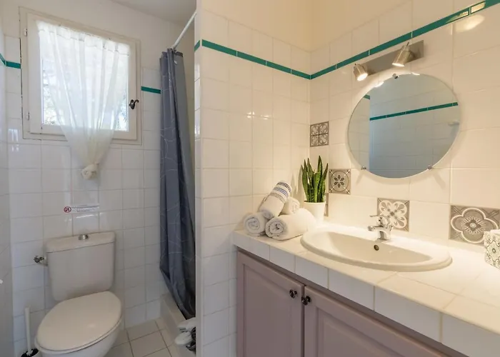 Le Verger, Lumineuse Et Agreable Avec Son Espace Exterieur Clos Au Coeur De Notre Vignoble